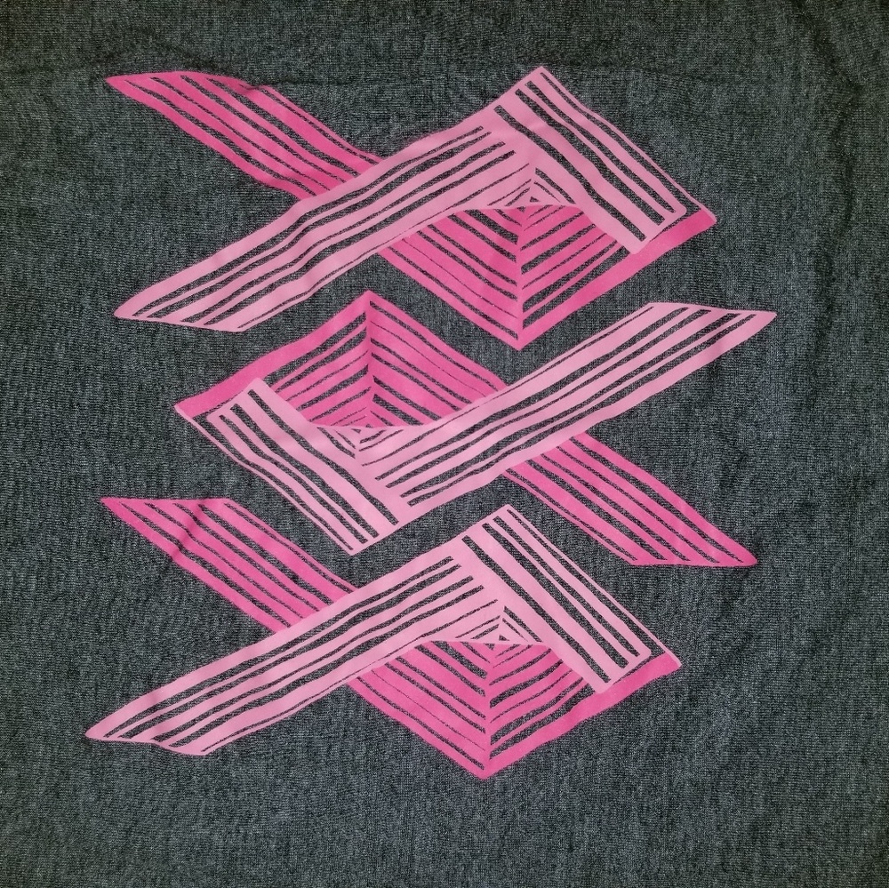 Under Armour Breast Cancer Awareness Shirt - Picture 3 of 4